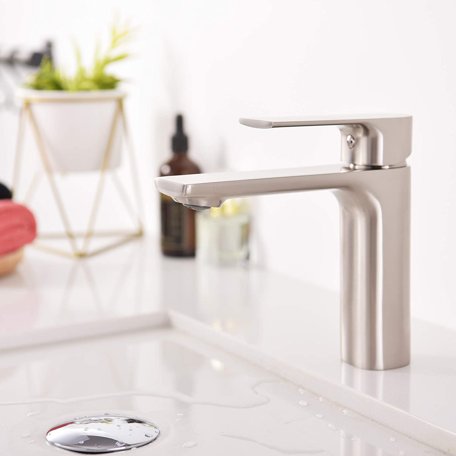Kodaen F11127 Bathroom Faucet